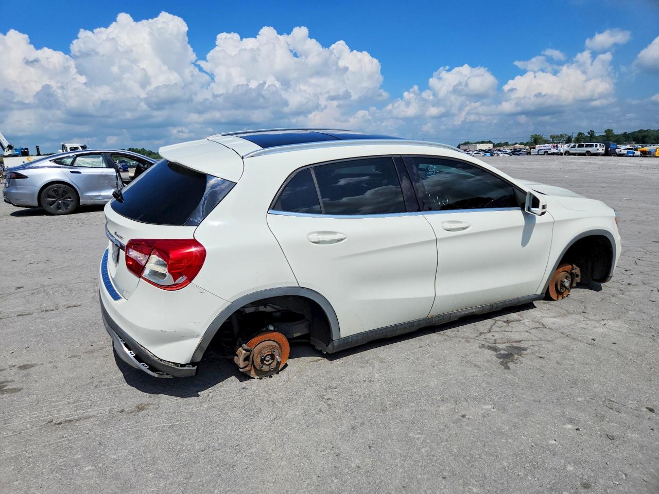 2015 MERCEDES-BENZ GLA-CLASS