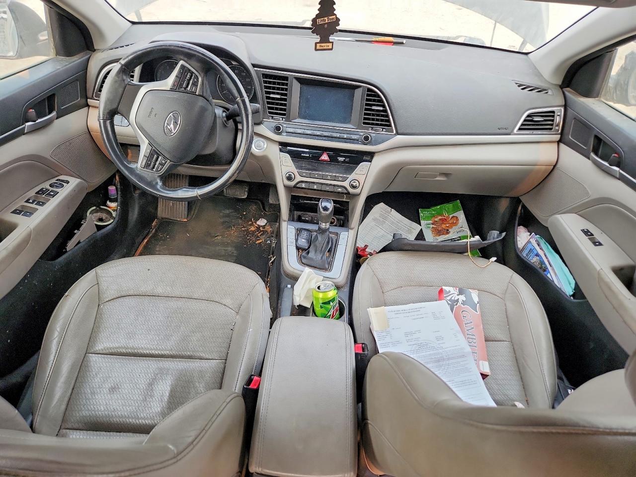 2017 HYUNDAI ELANTRA