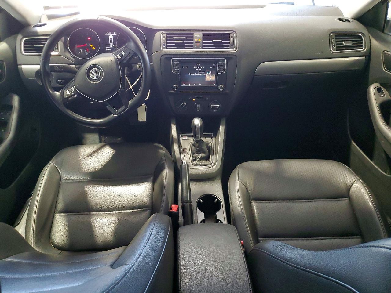 2017 VOLKSWAGEN JETTA