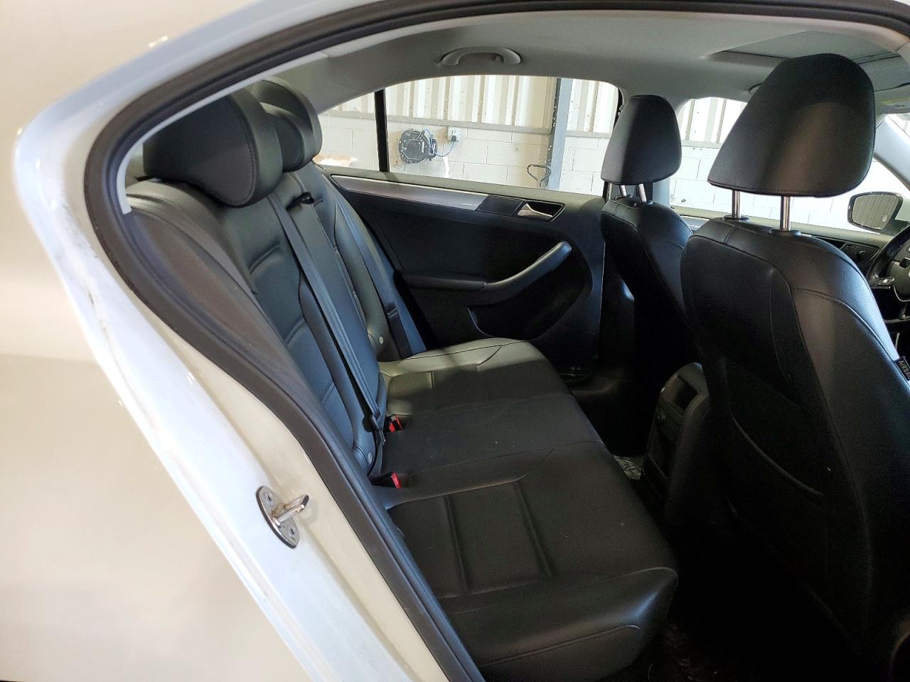 2017 VOLKSWAGEN JETTA