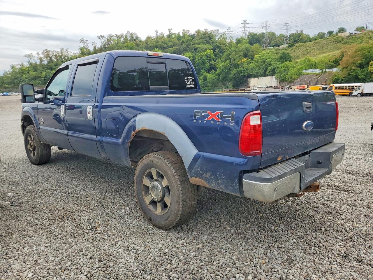 2011 FORD F350