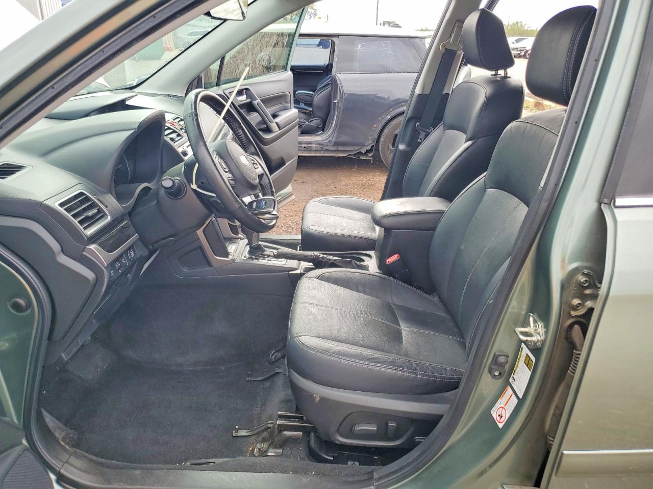 2017 SUBARU FORESTER