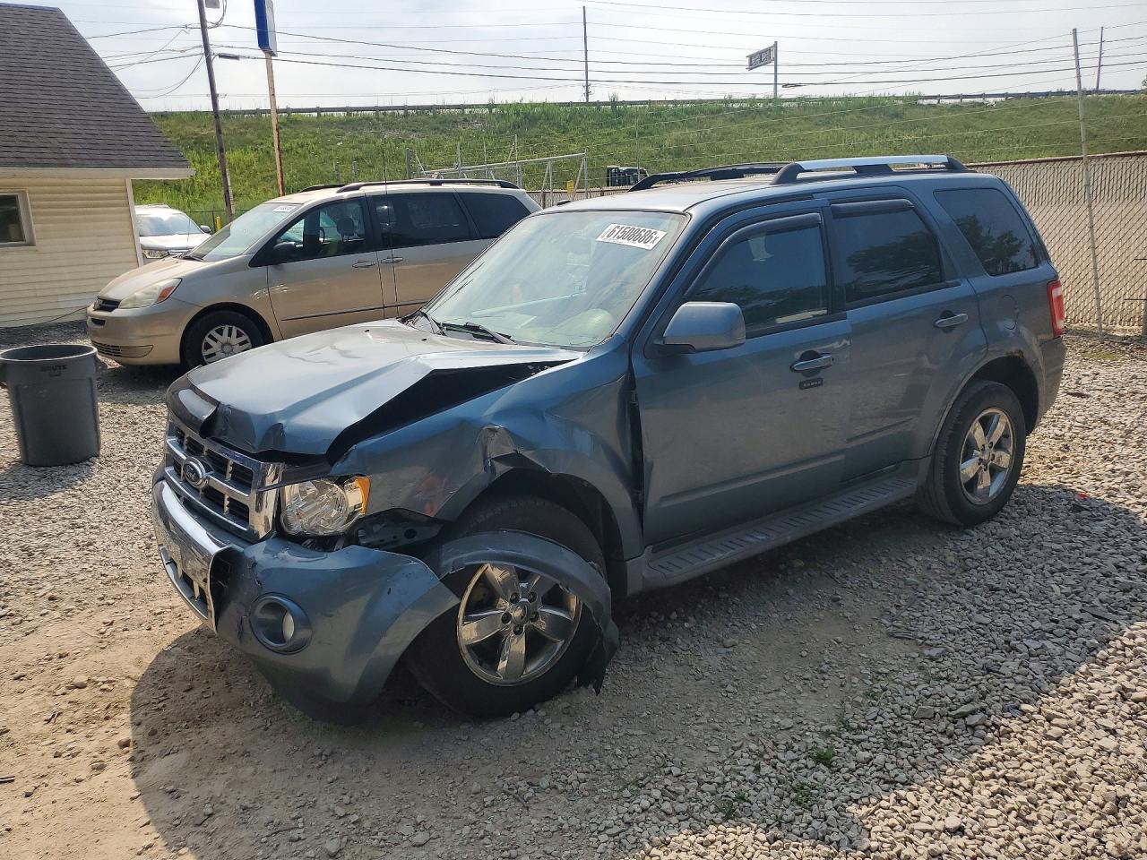 2011 FORD ESCAPE