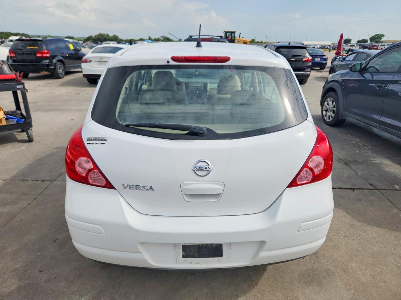 2008 NISSAN VERSA