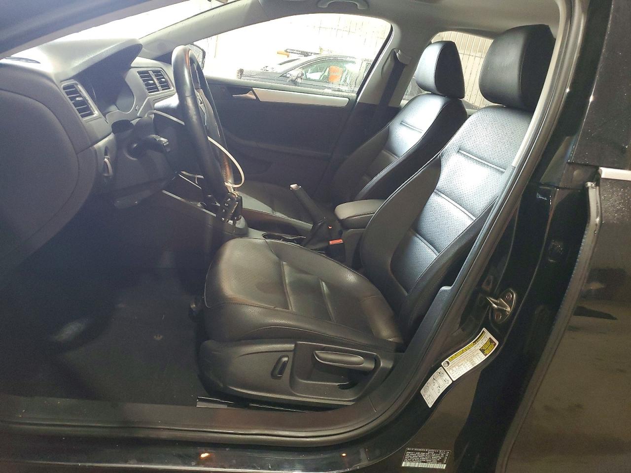 2013 VOLKSWAGEN JETTA
