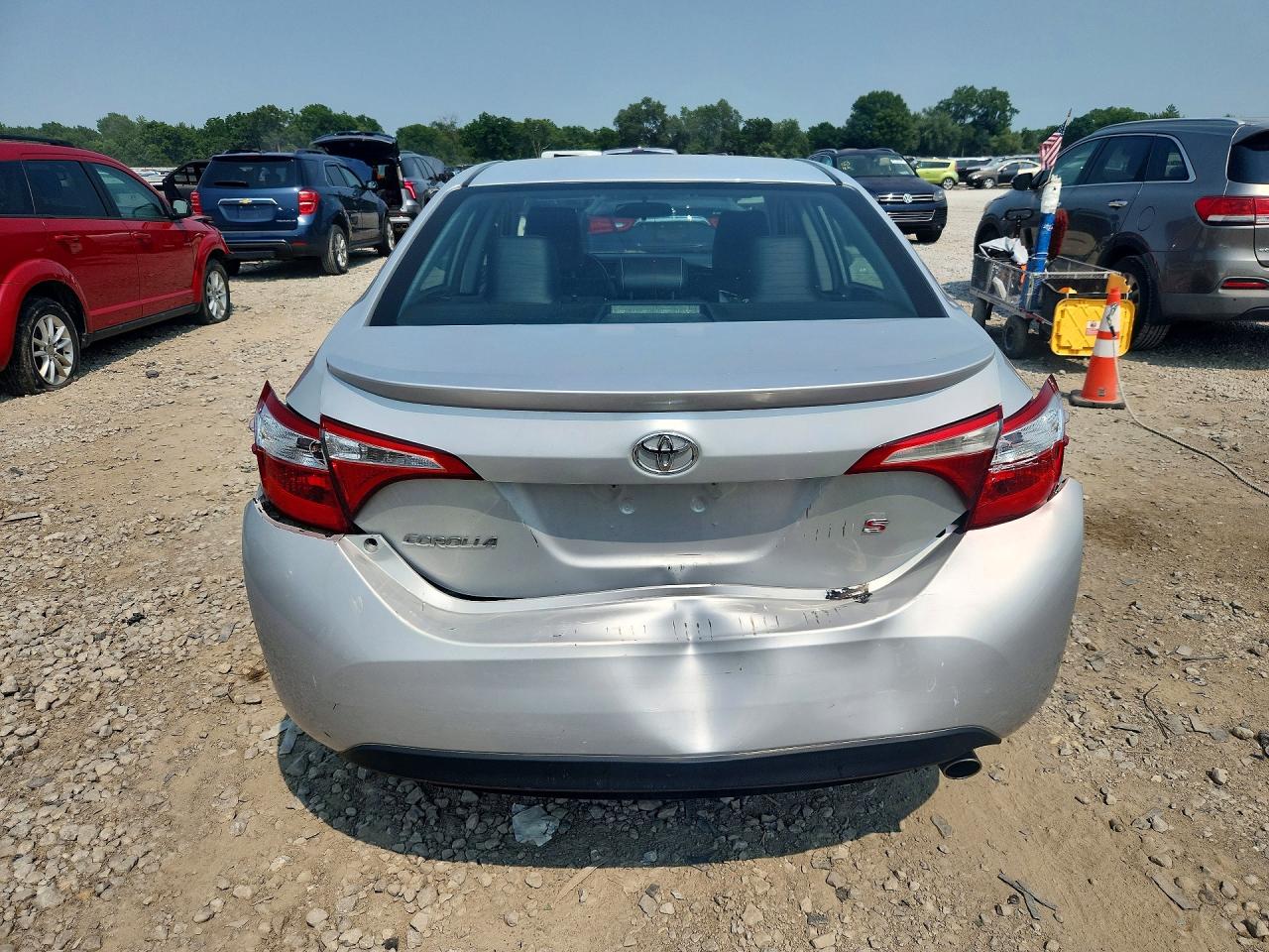 2016 TOYOTA COROLLA