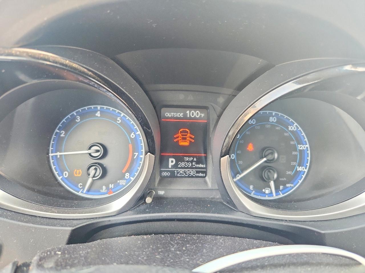 2016 TOYOTA COROLLA