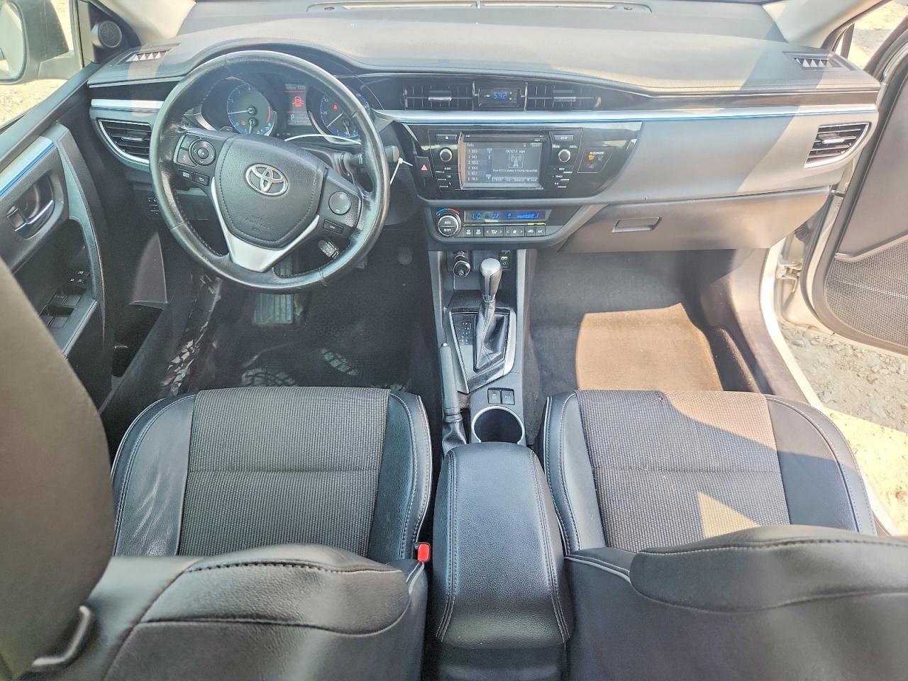 2016 TOYOTA COROLLA