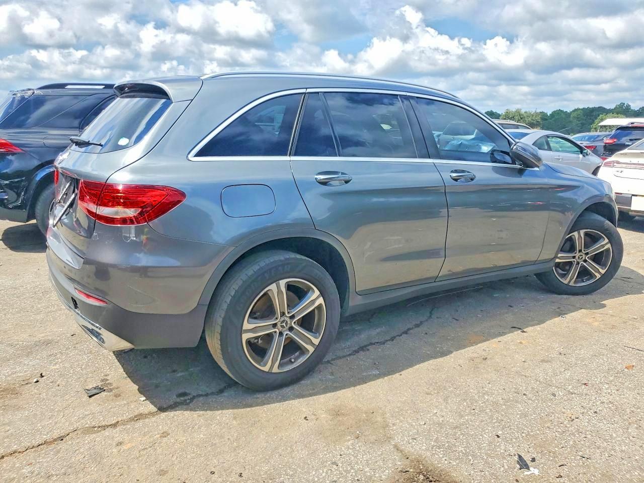 2017 MERCEDES-BENZ GLC-CLASS