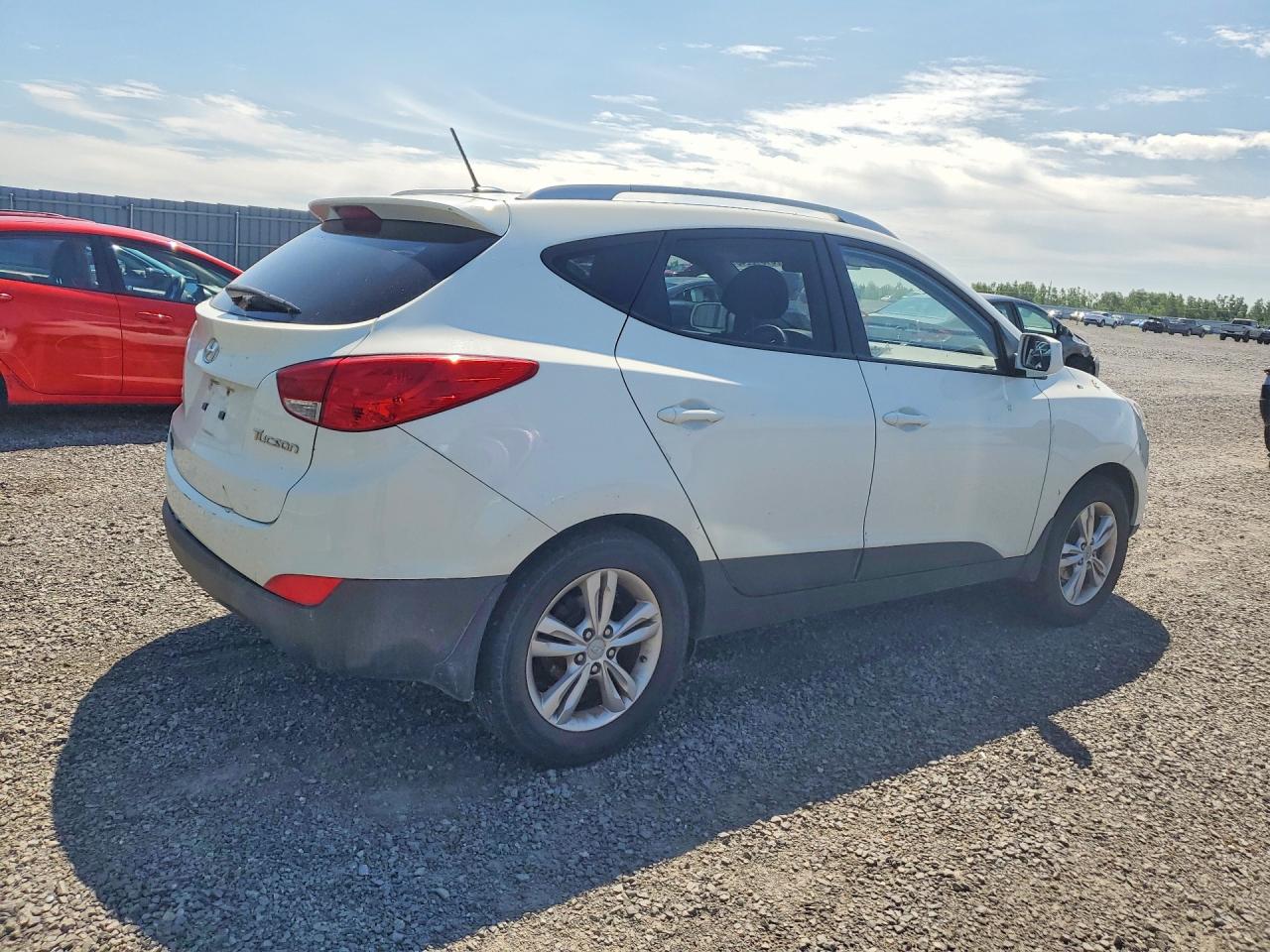 2011 HYUNDAI TUCSON