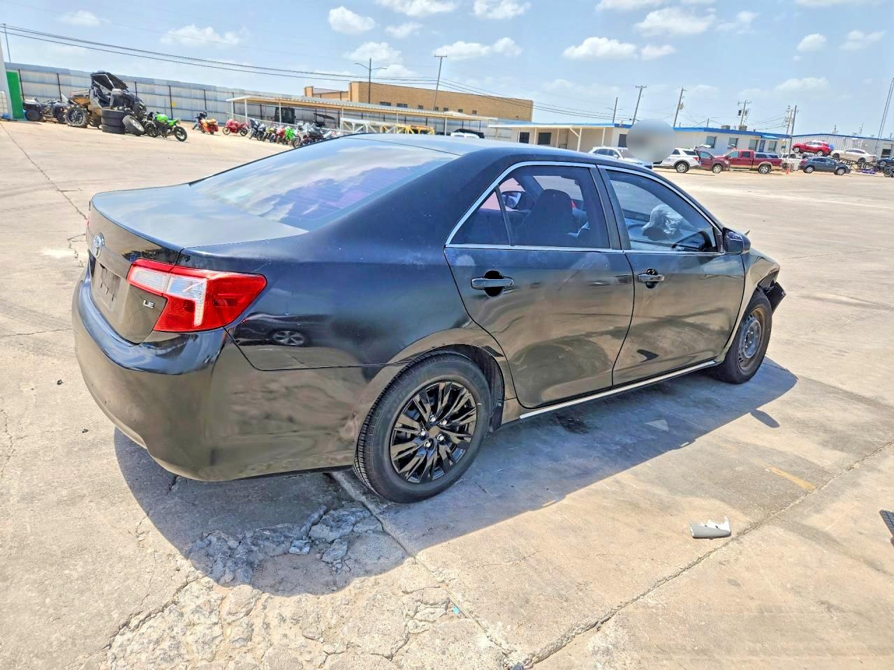 2012 TOYOTA CAMRY