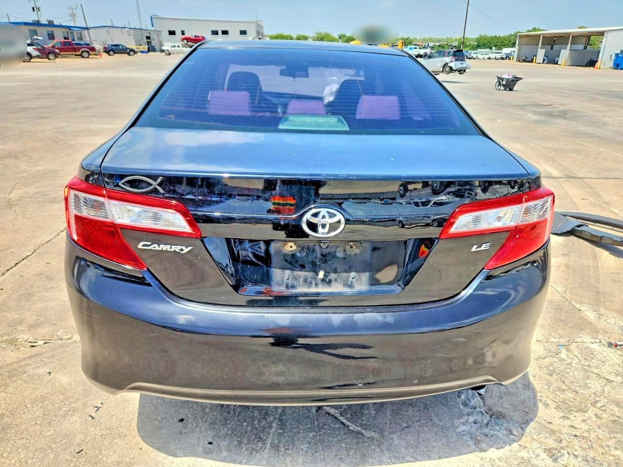 2012 TOYOTA CAMRY
