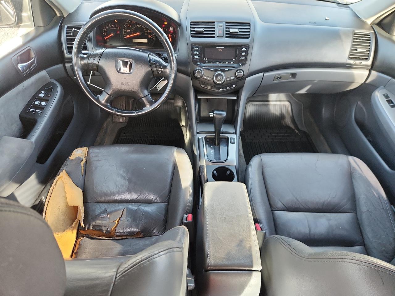 2004 HONDA ACCORD
