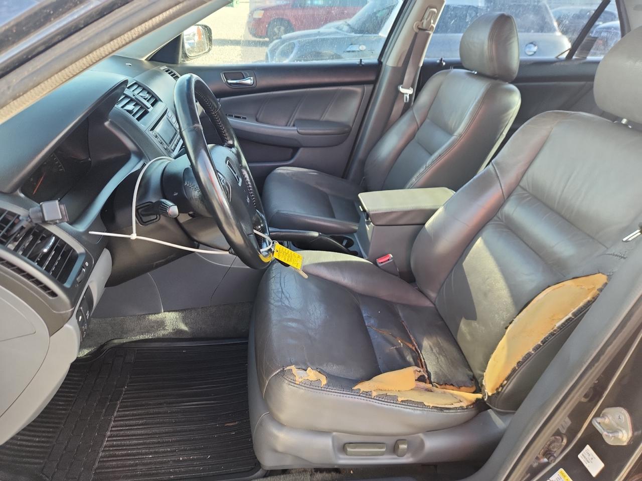 2004 HONDA ACCORD