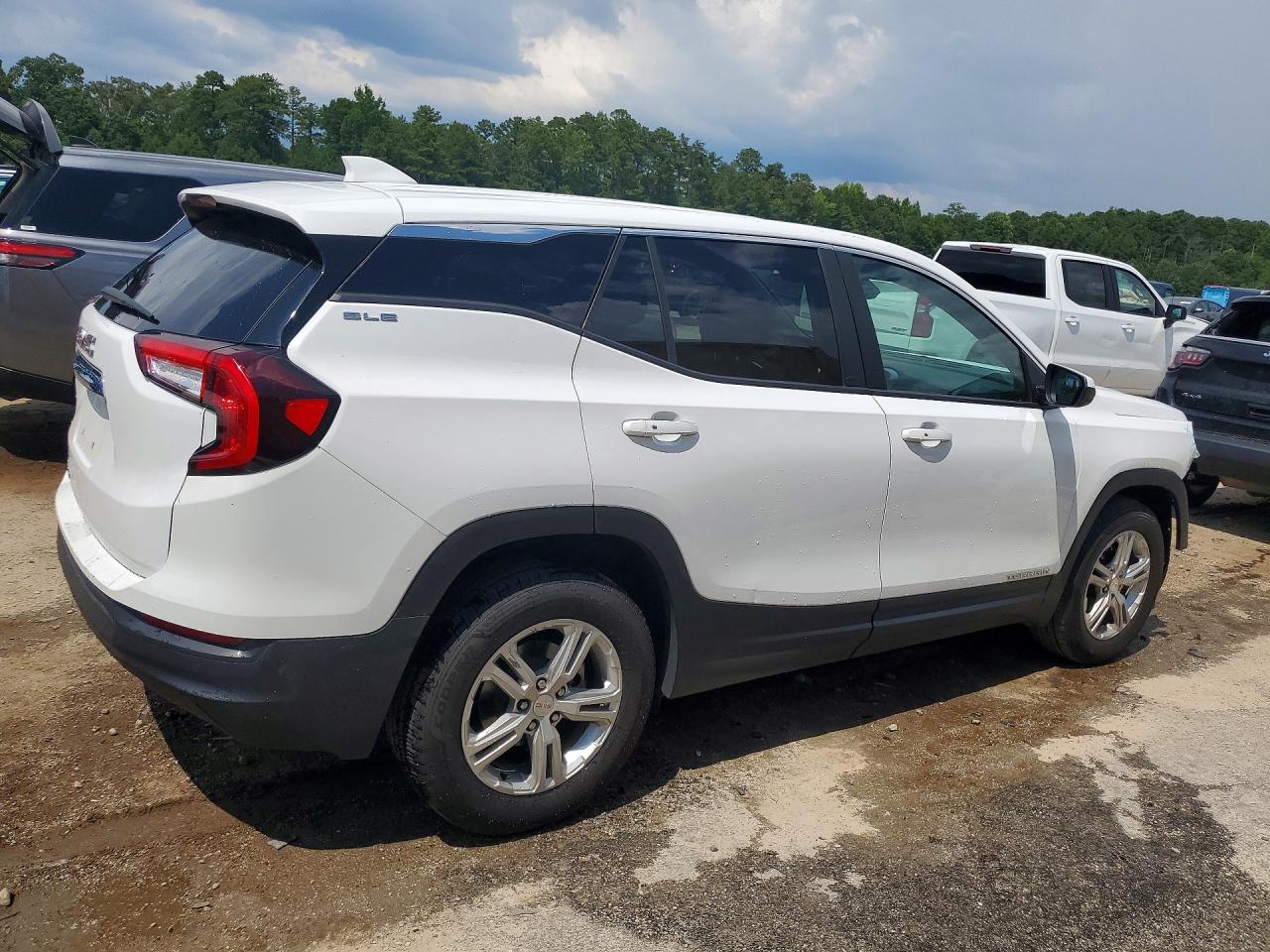 2024 GMC TERRAIN