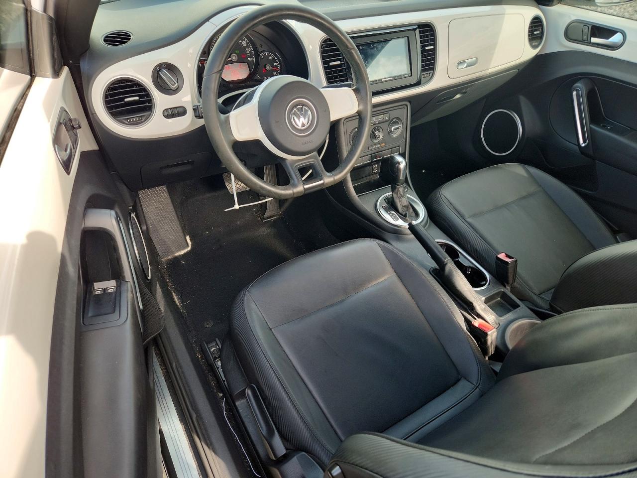 2012 VOLKSWAGEN BEETLE