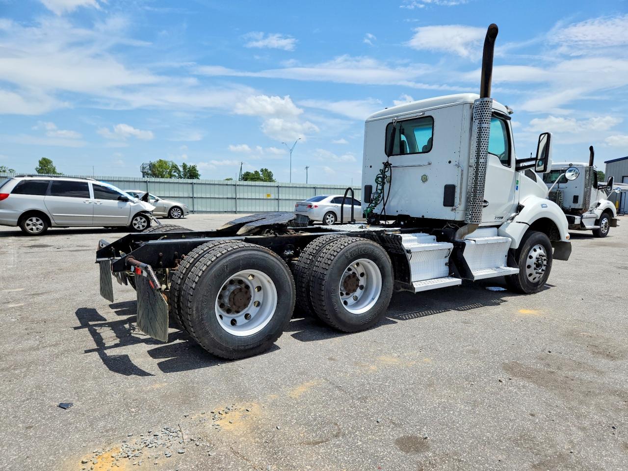 2017 KENWORTH ALL OTHER