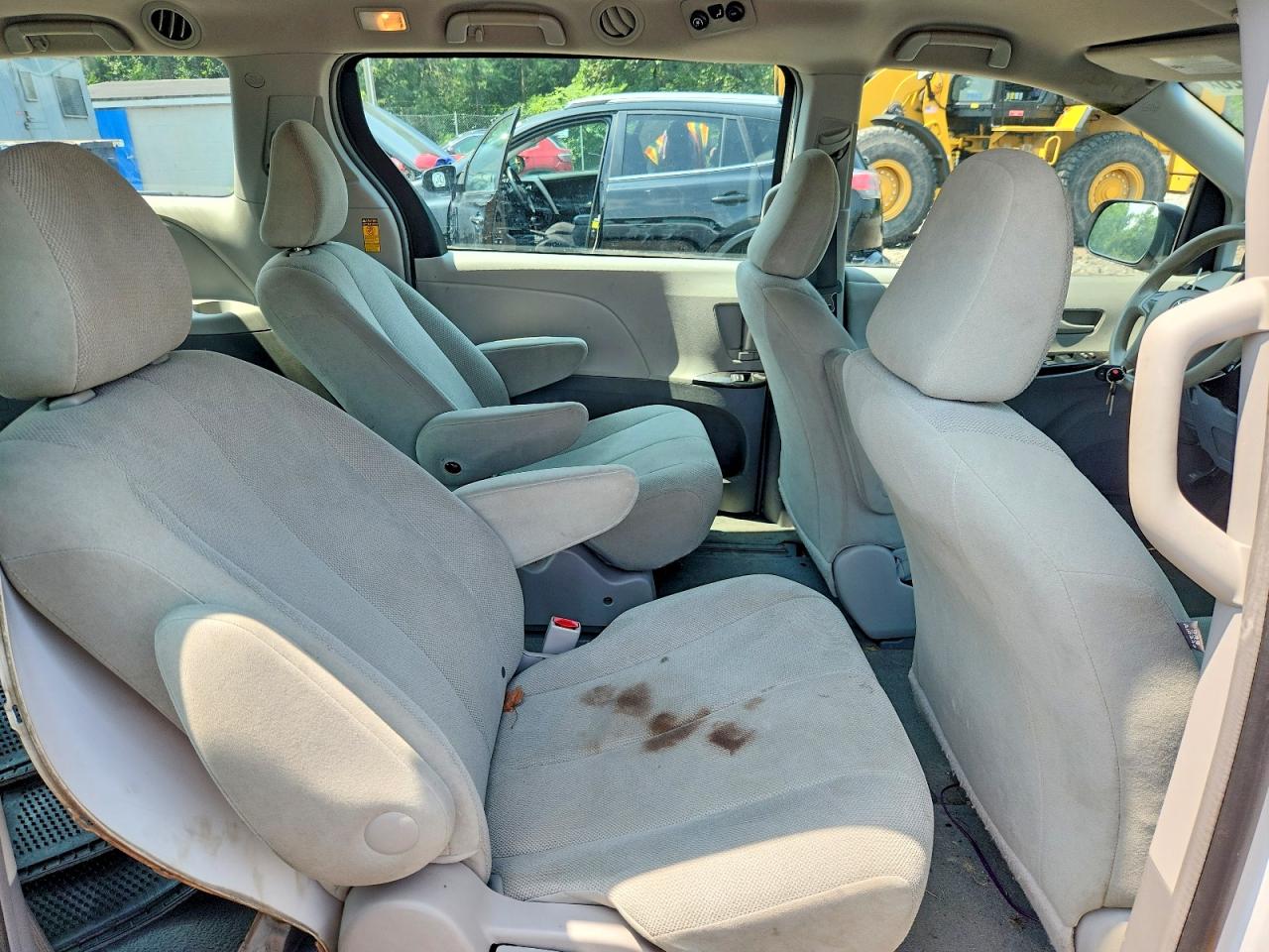 2014 TOYOTA SIENNA