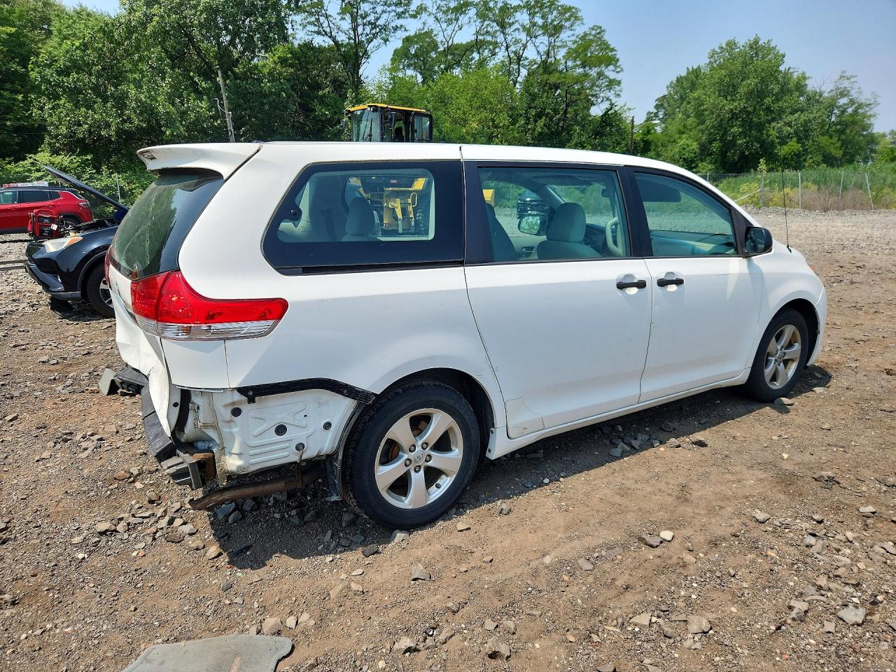 2014 TOYOTA SIENNA