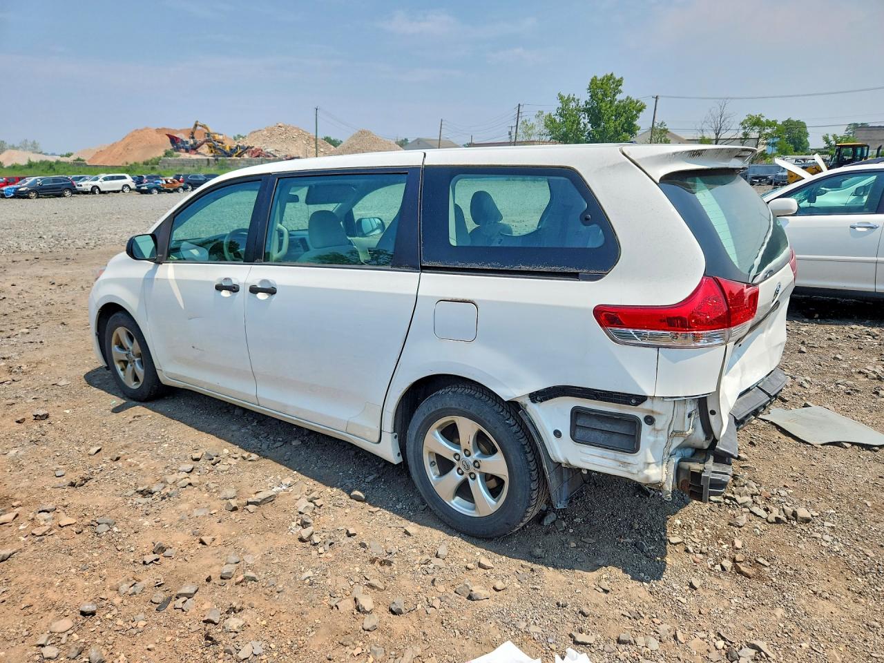 2014 TOYOTA SIENNA