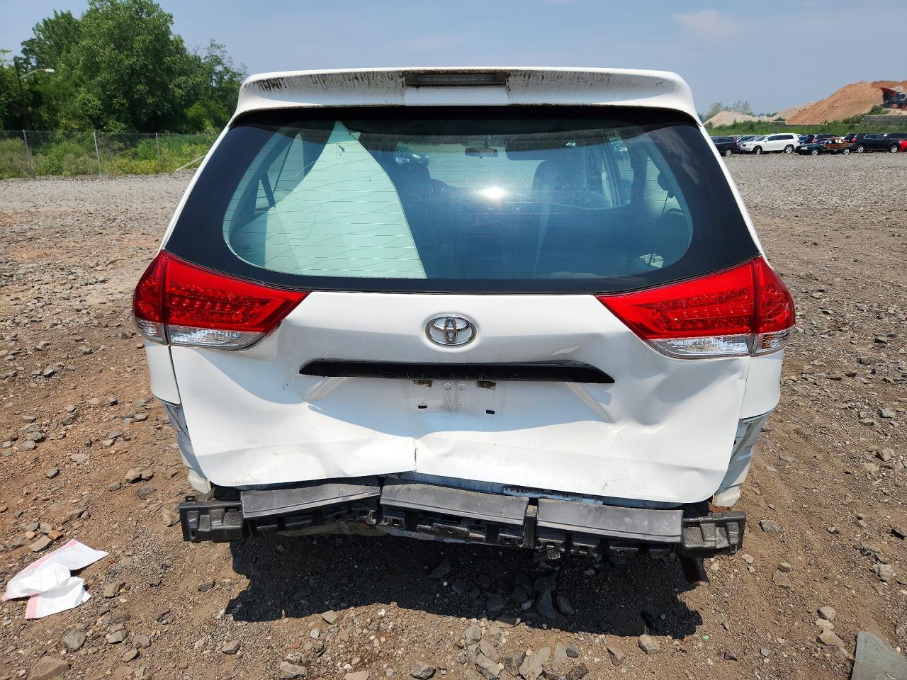 2014 TOYOTA SIENNA