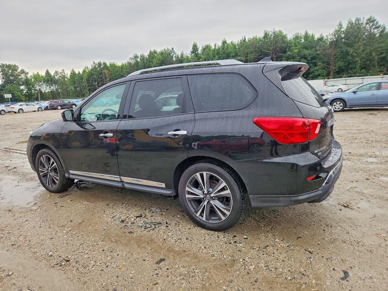 2020 NISSAN PATHFINDER
