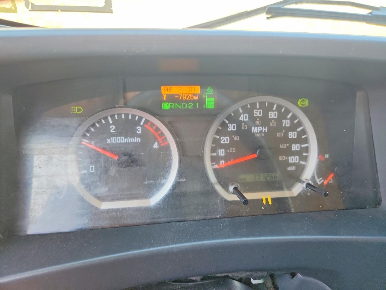 2013 ISUZU NQR
