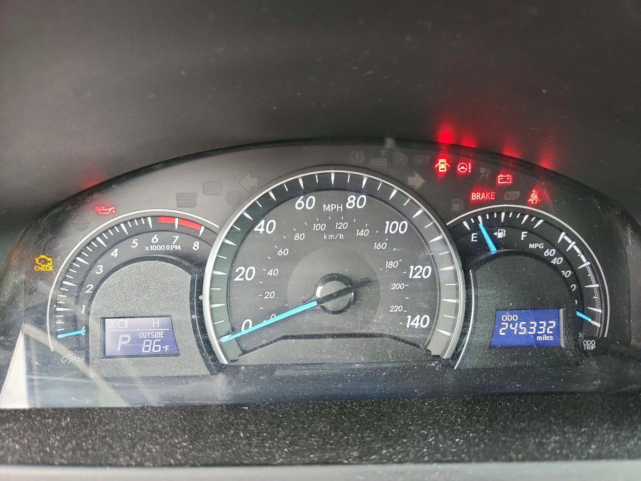 2012 TOYOTA CAMRY