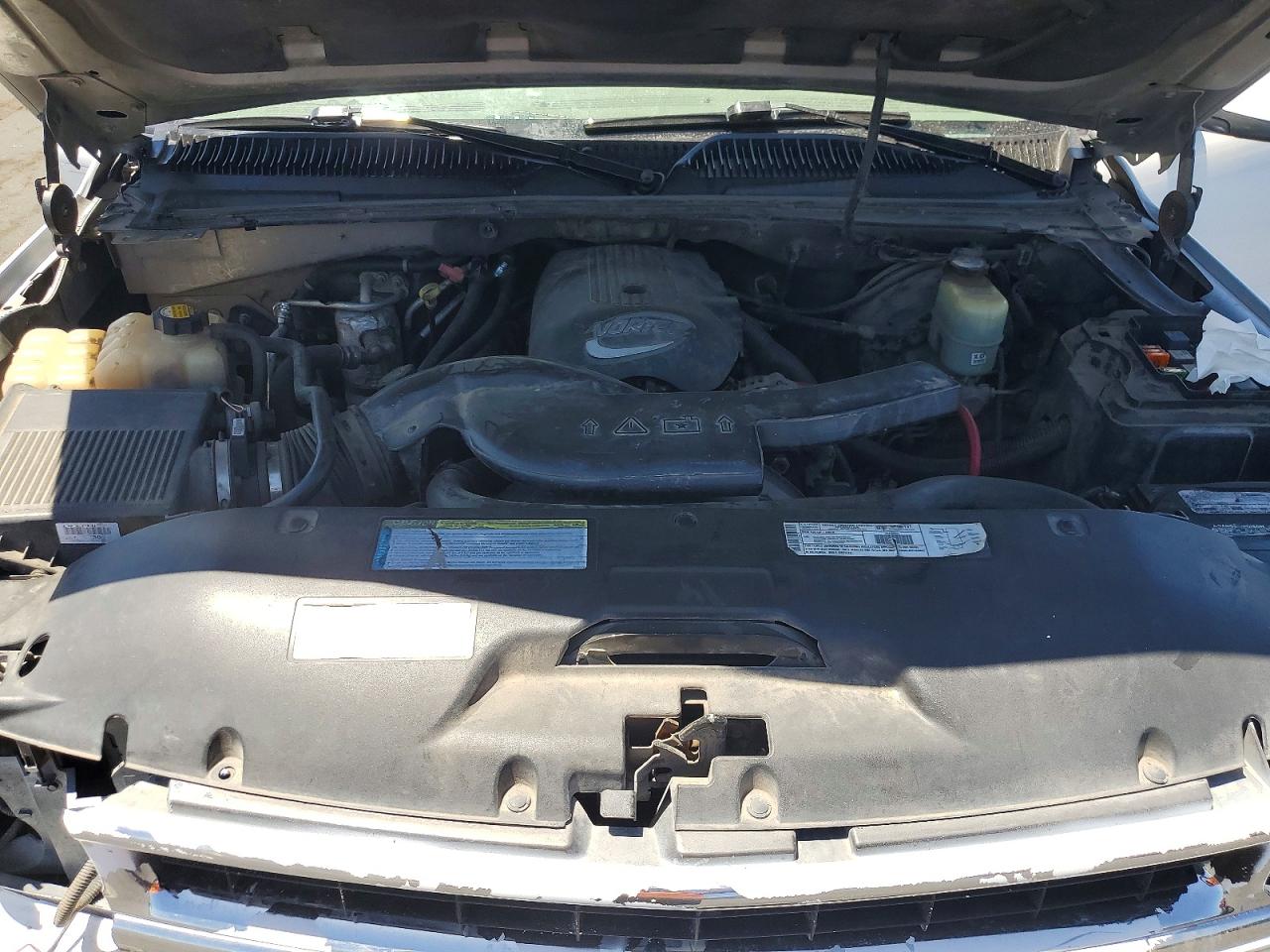2001 CHEVROLET SUBURBAN