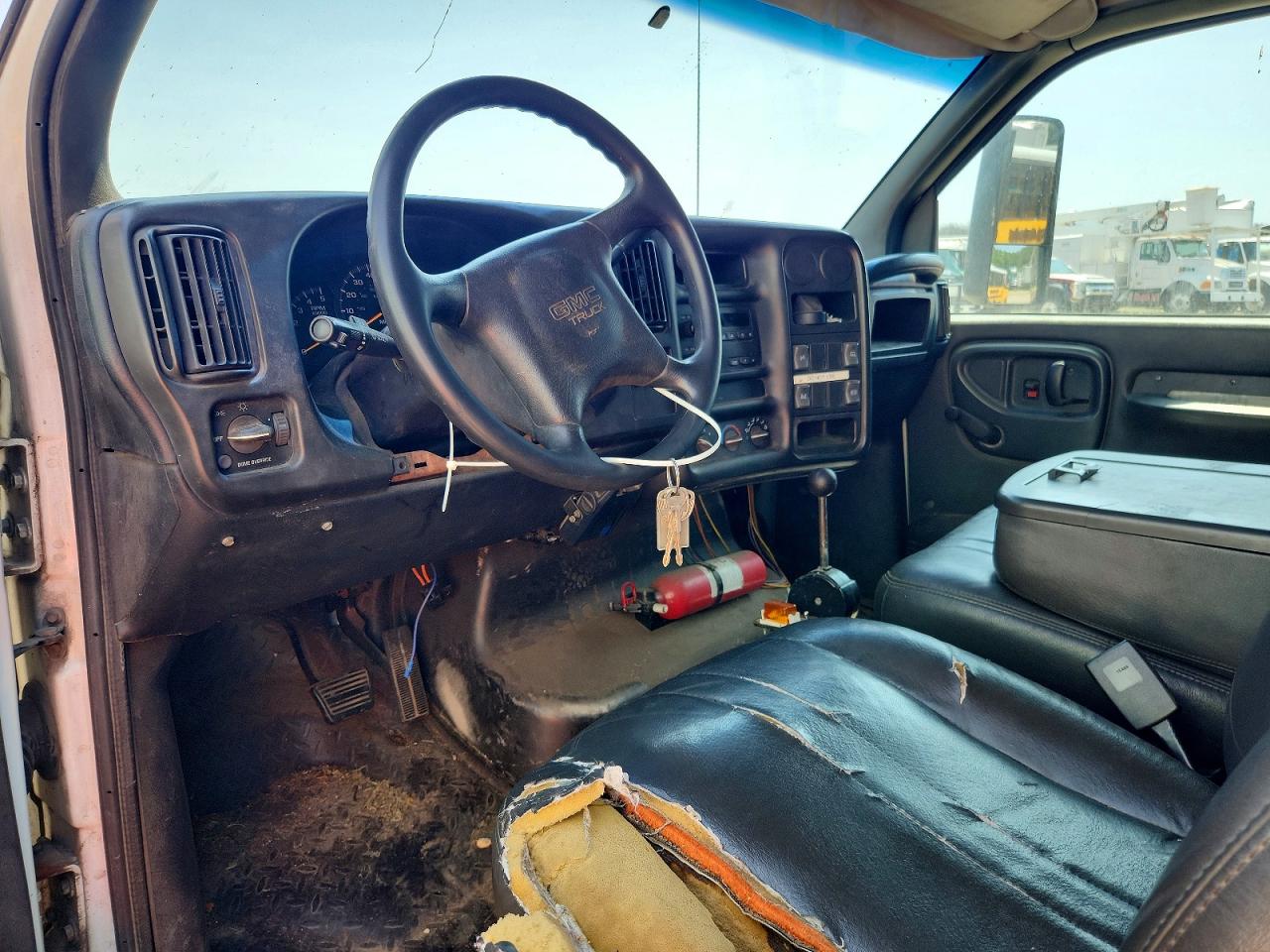 2003 GMC C/K/R5500