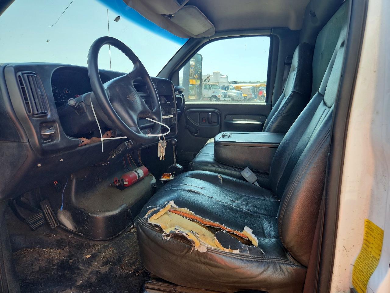 2003 GMC C/K/R5500