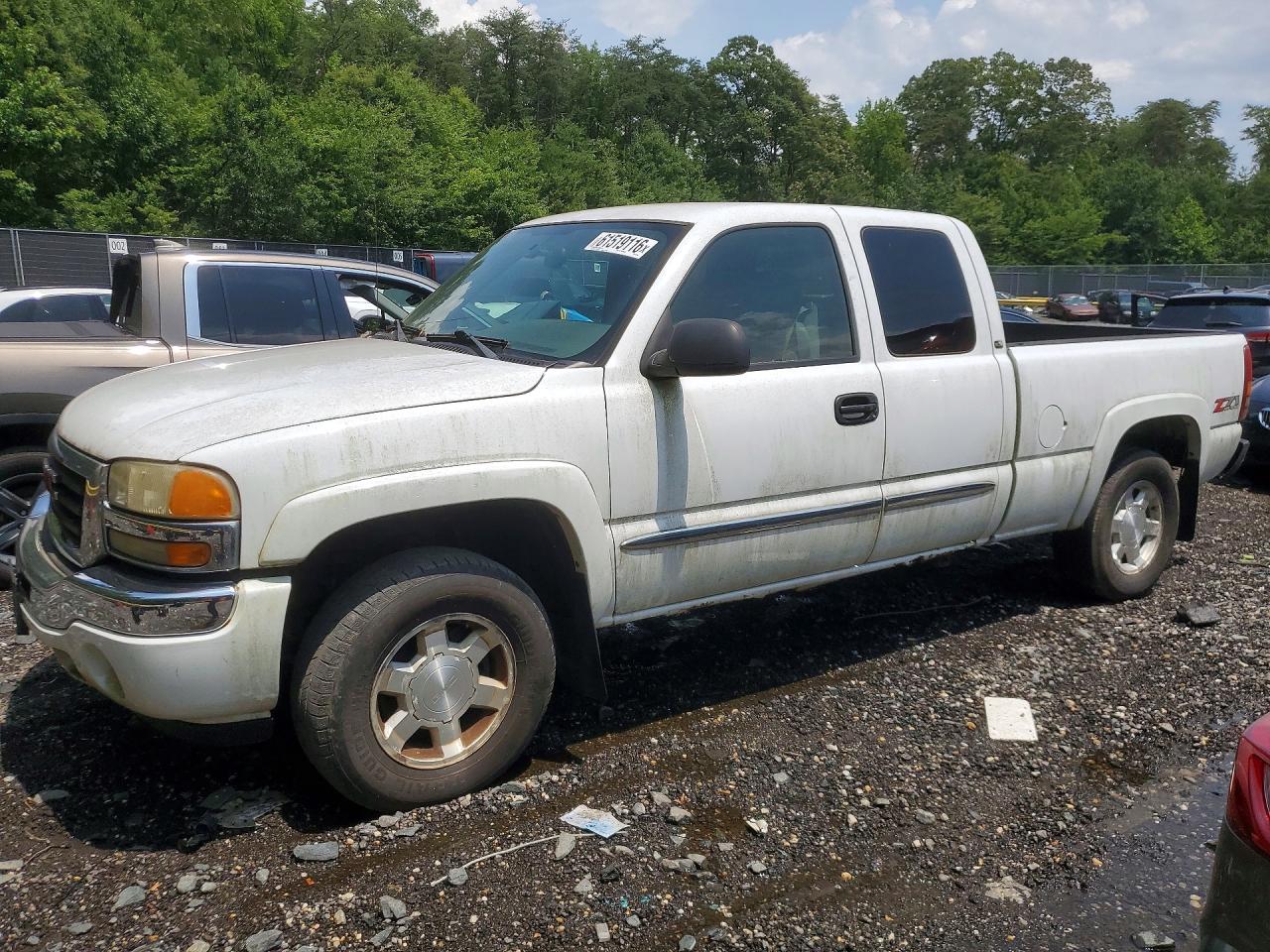 2006 GMC SIERRA