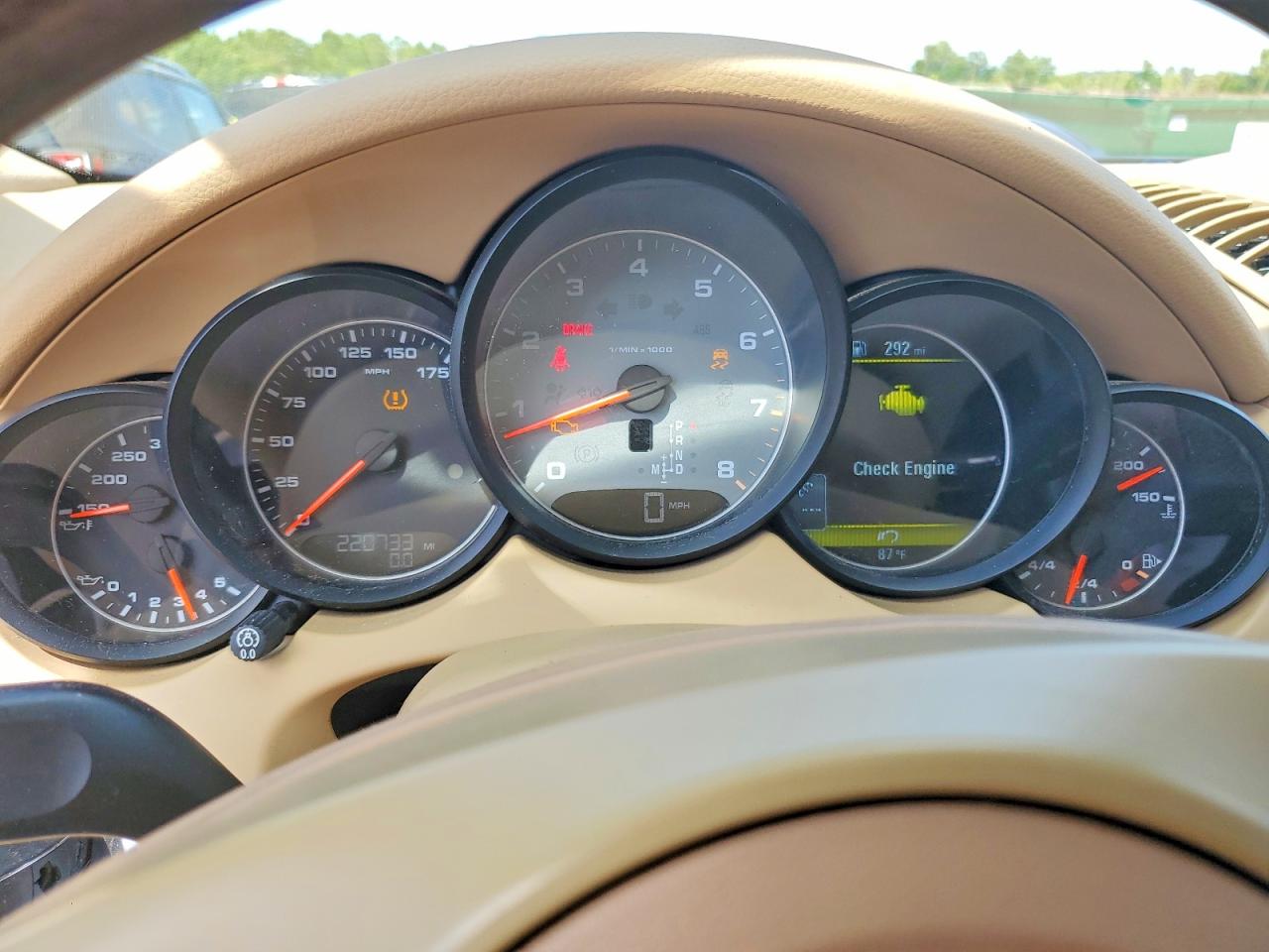 2014 PORSCHE CAYENNE