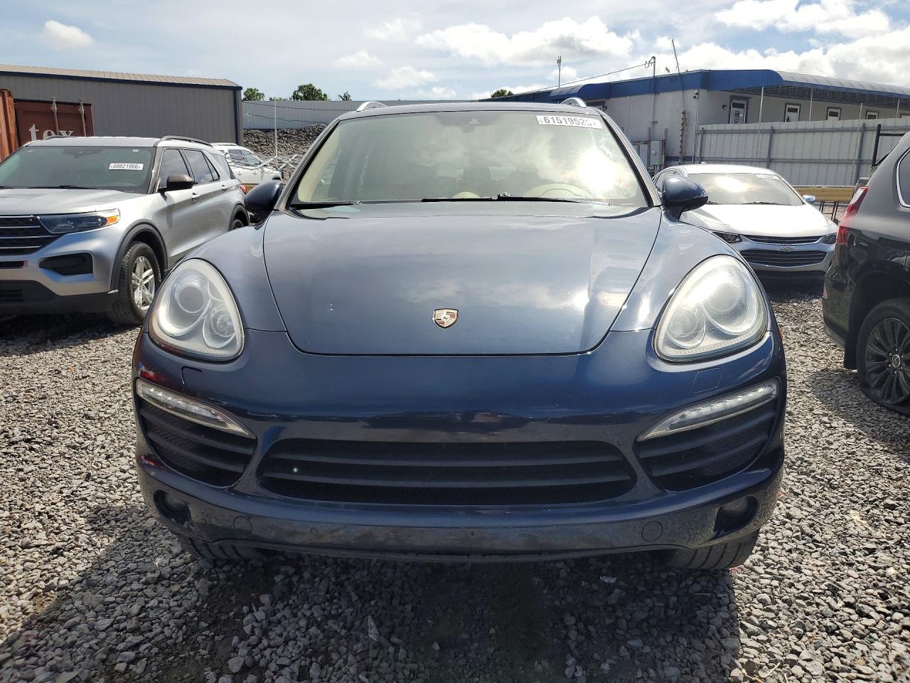 2014 PORSCHE CAYENNE