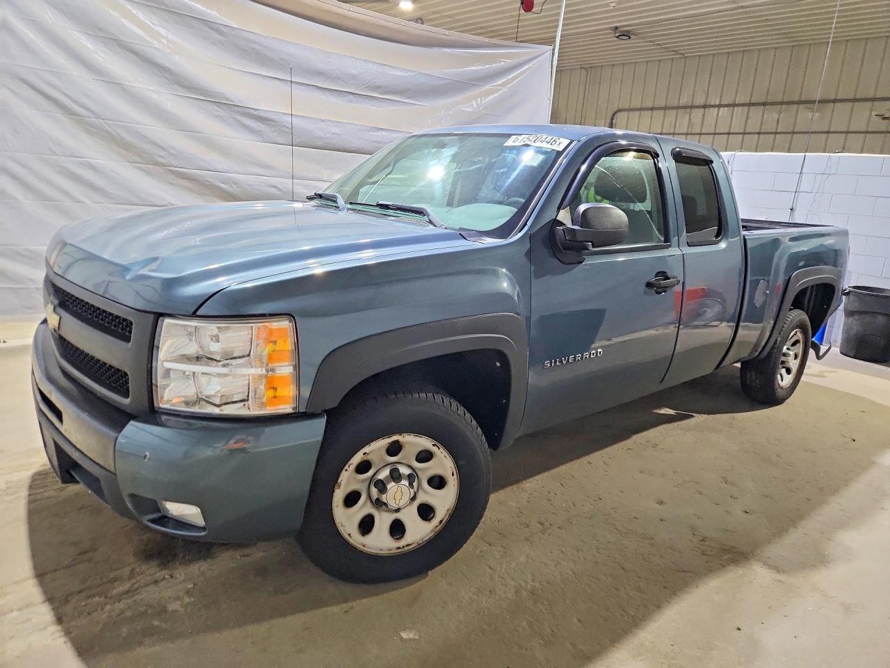 2011 CHEVROLET SILVERADO