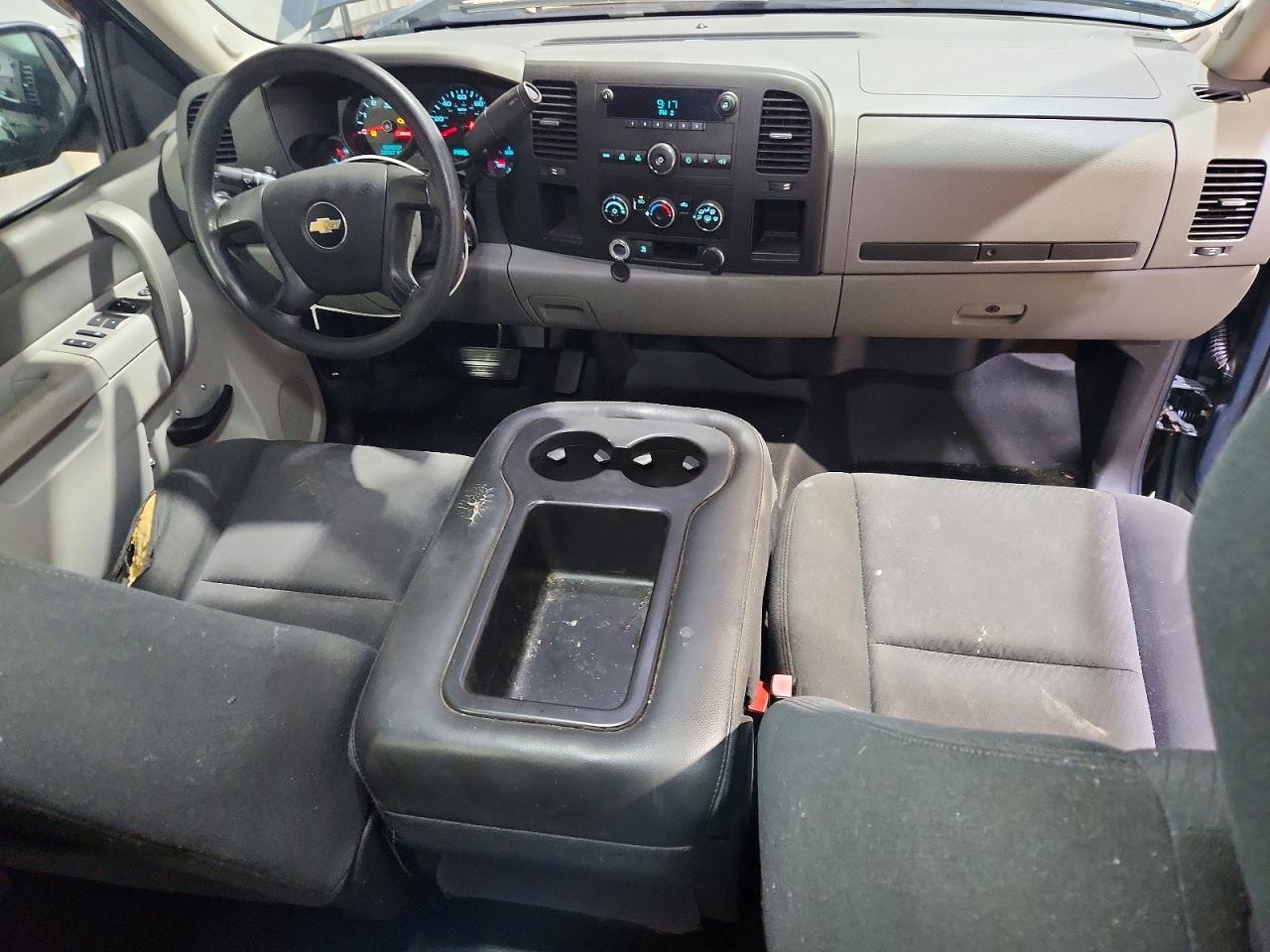 2011 CHEVROLET SILVERADO