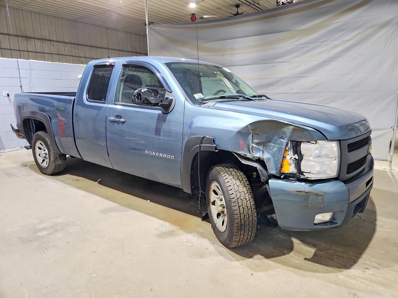 2011 CHEVROLET SILVERADO