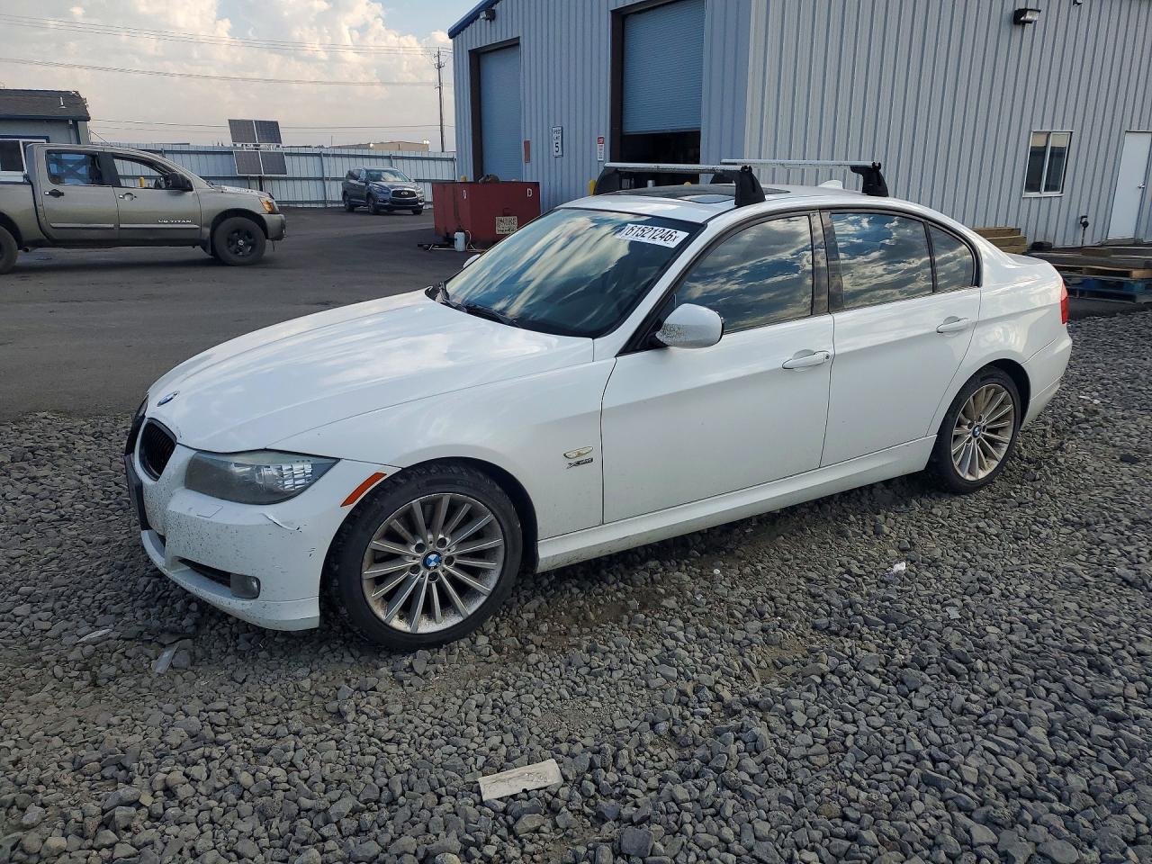 2011 BMW 3 SERIES