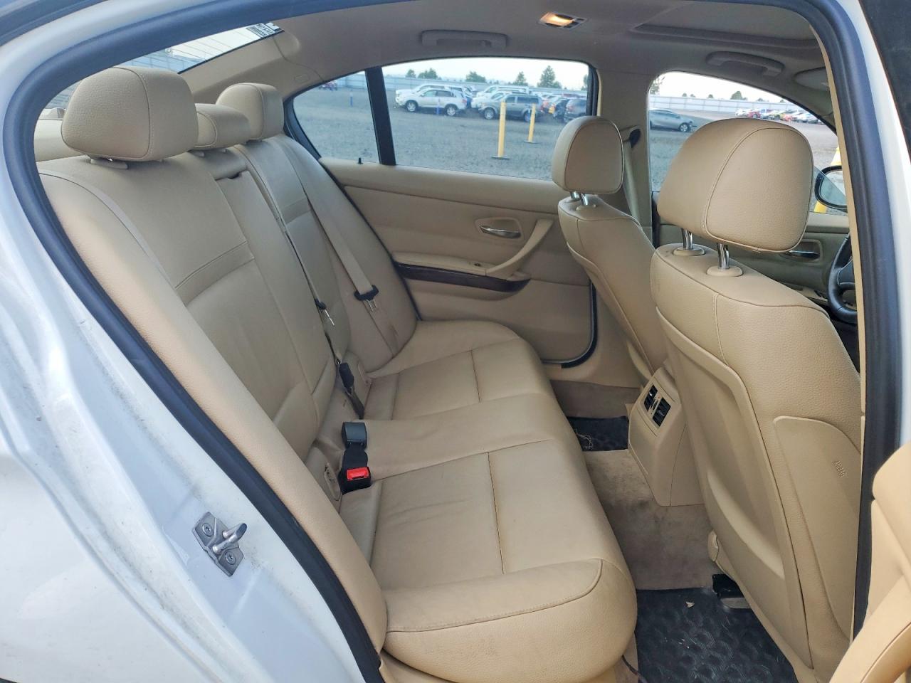 2011 BMW 3 SERIES