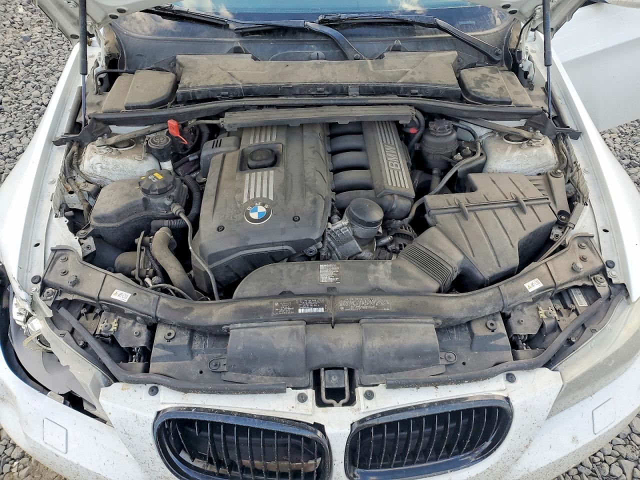 2011 BMW 3 SERIES