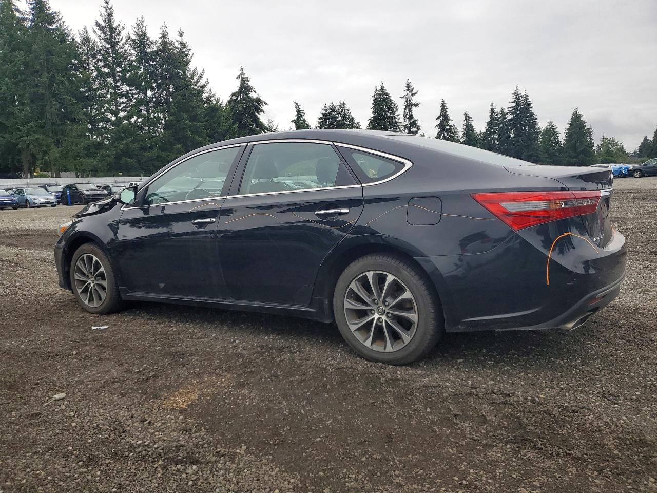 2016 TOYOTA AVALON