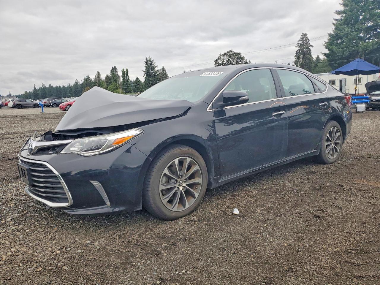 2016 TOYOTA AVALON