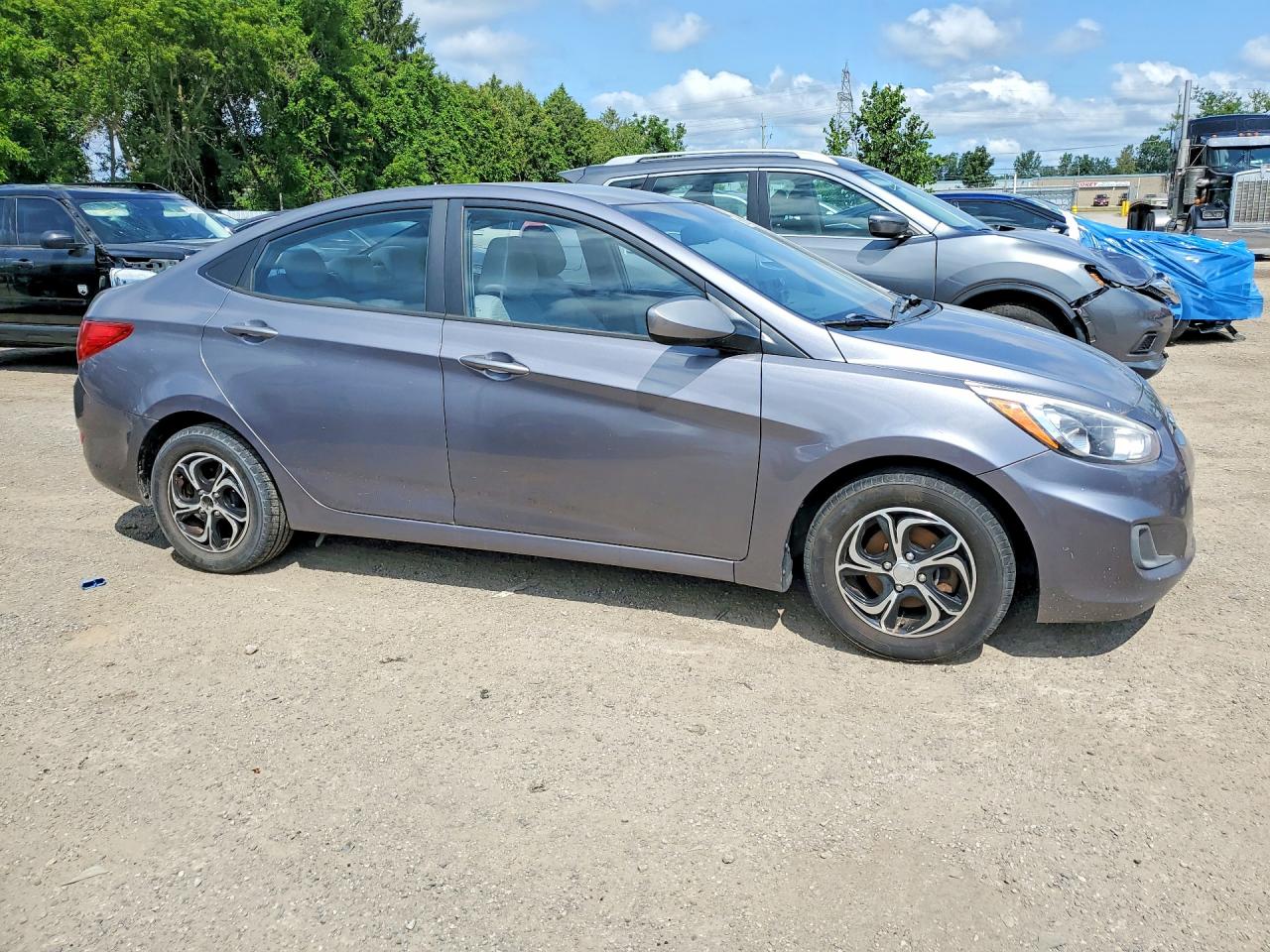 2015 HYUNDAI ACCENT