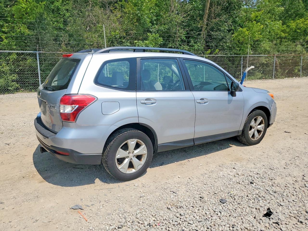 2015 SUBARU FORESTER