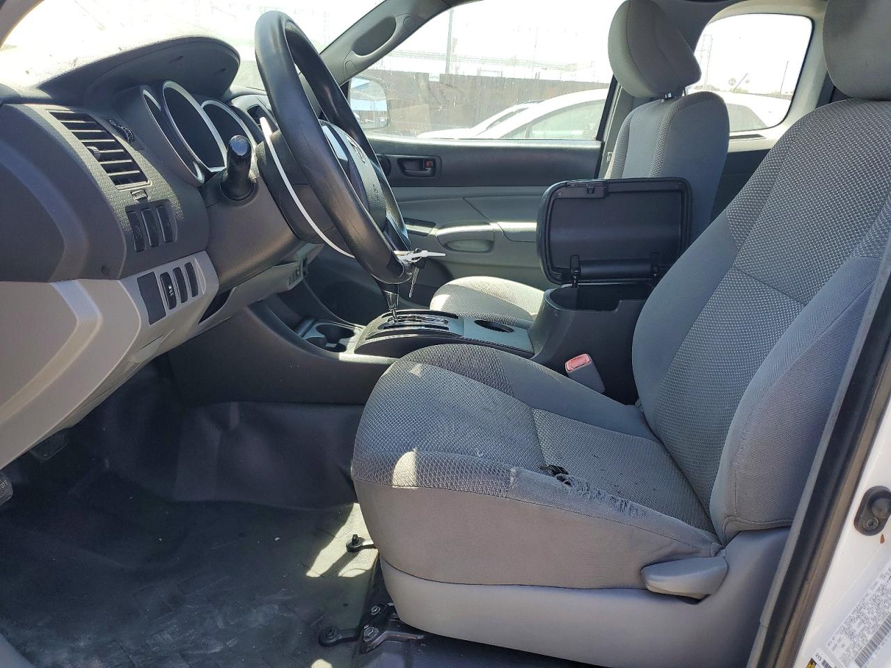 2014 TOYOTA TACOMA