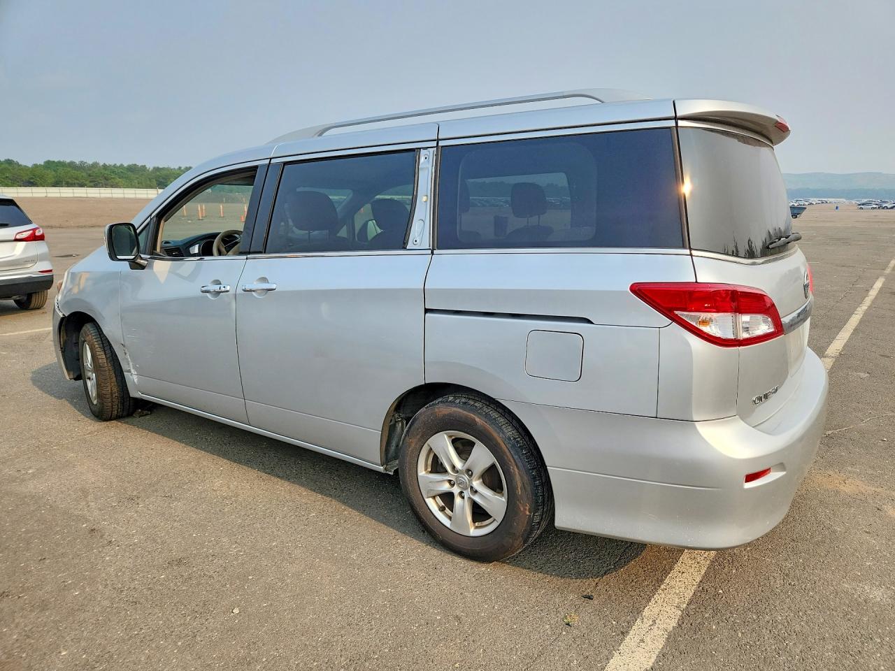 2016 NISSAN QUEST