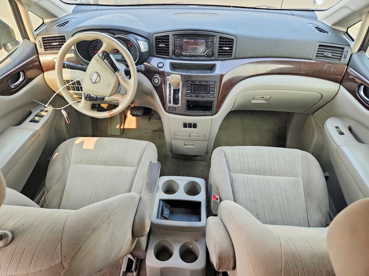 2016 NISSAN QUEST