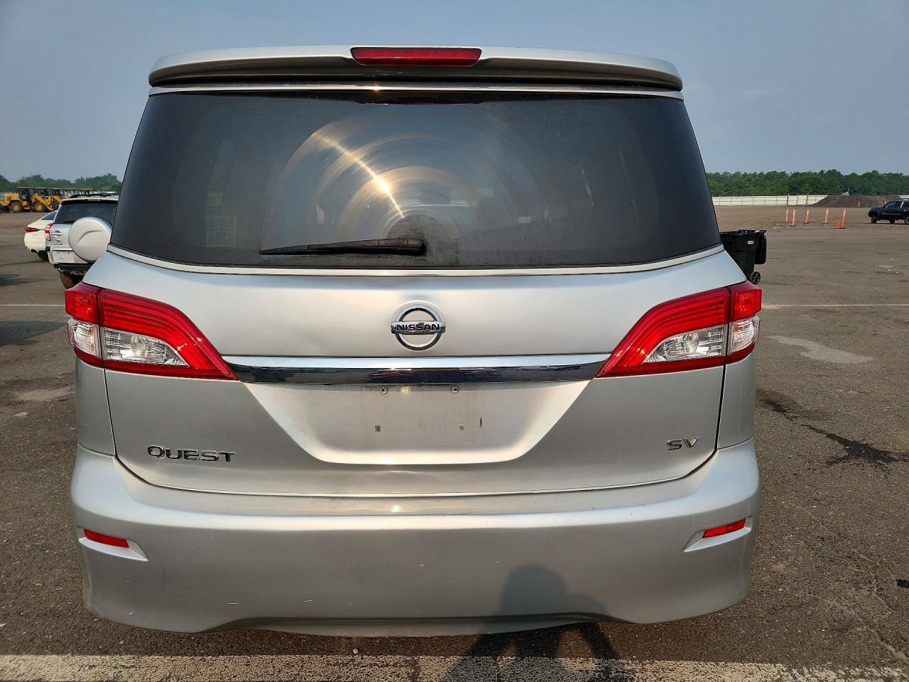 2016 NISSAN QUEST