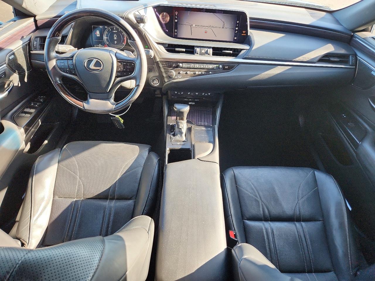 2020 LEXUS ES350