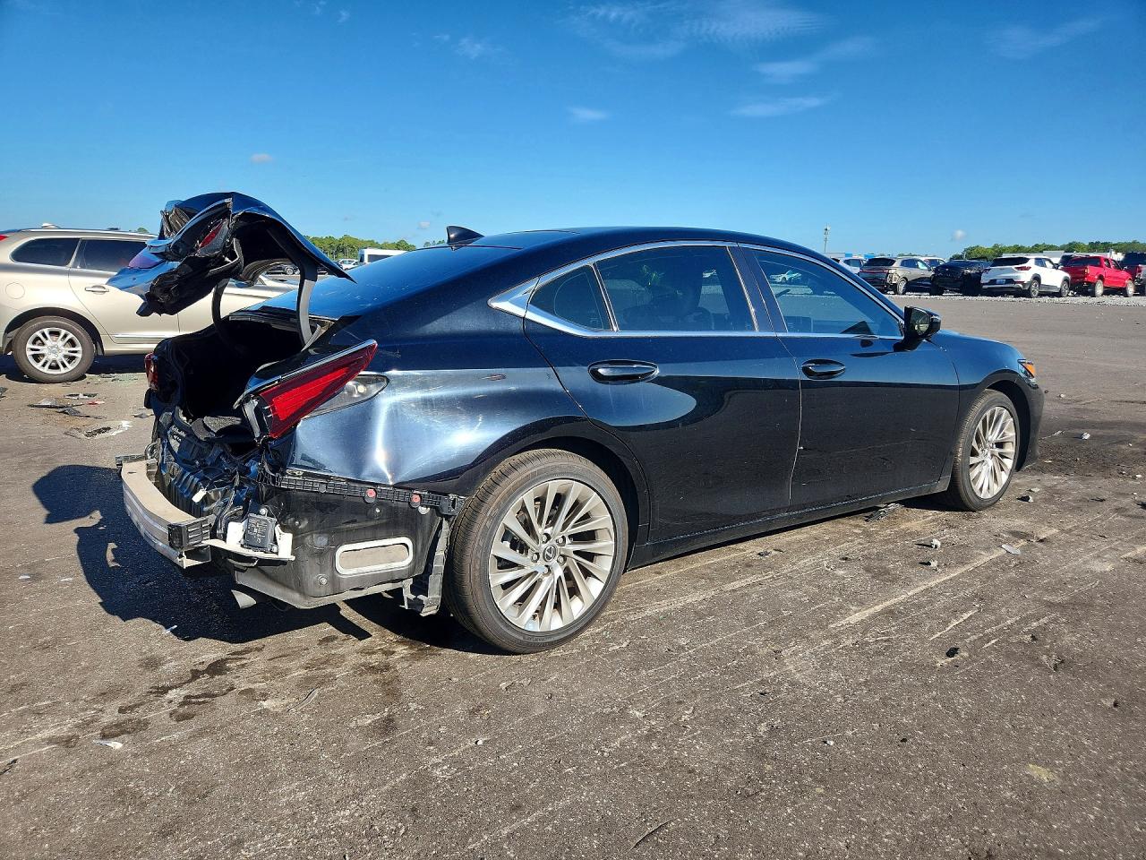 2020 LEXUS ES350